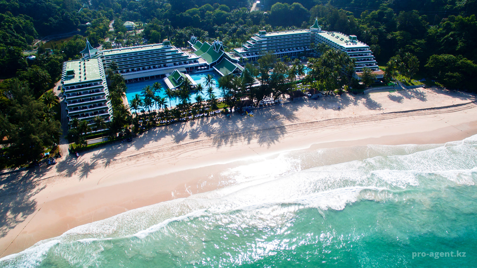 Le Meridien Phuket Beach Resort (Таиланд, Пхукет) - фото, отзывы, туры в  отель | PegasSales